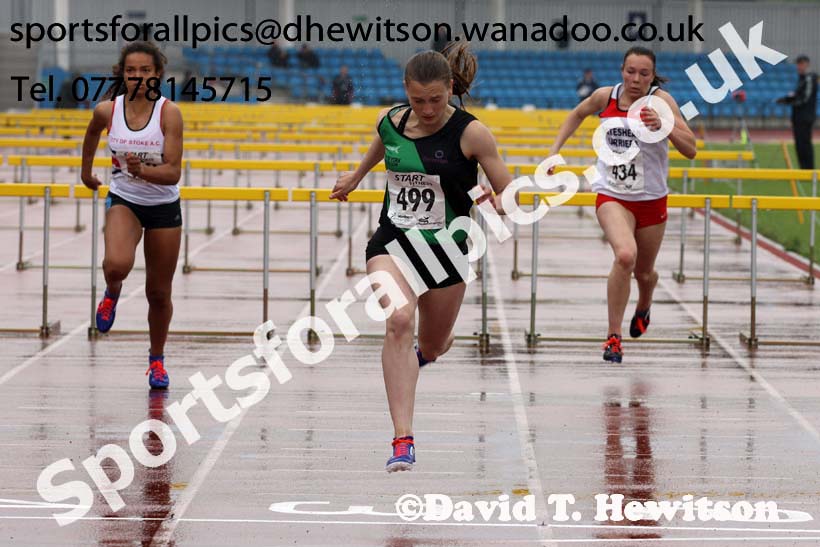 Womens under-20s 100 metres hurdles, Northern Championships, Sport City, Manchester. Photo: David T. Hewitson/Sports for All Pics